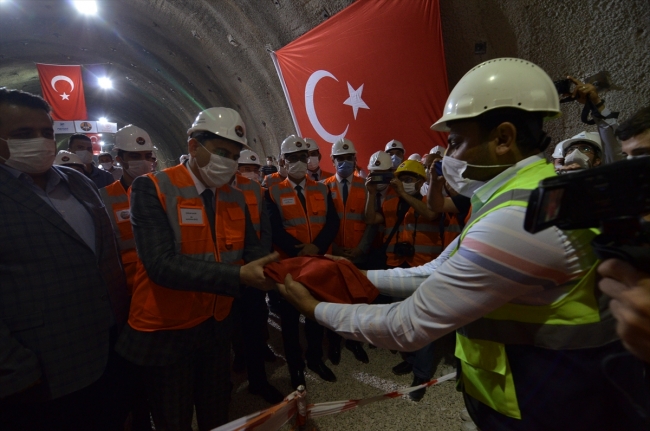 Çorum'daki Kırkdilim Tünelleri'nde ikinci ışık görüldü